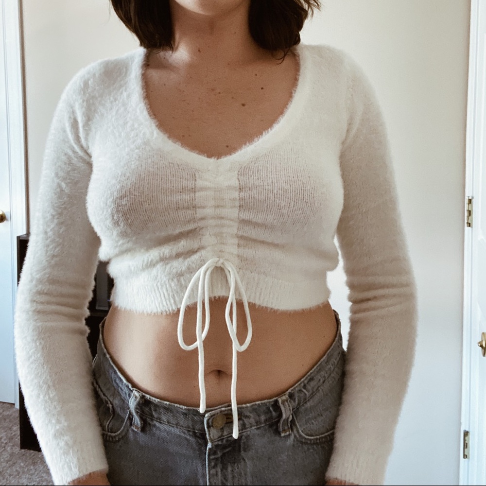 Lottie Moss tie sweater 🦋